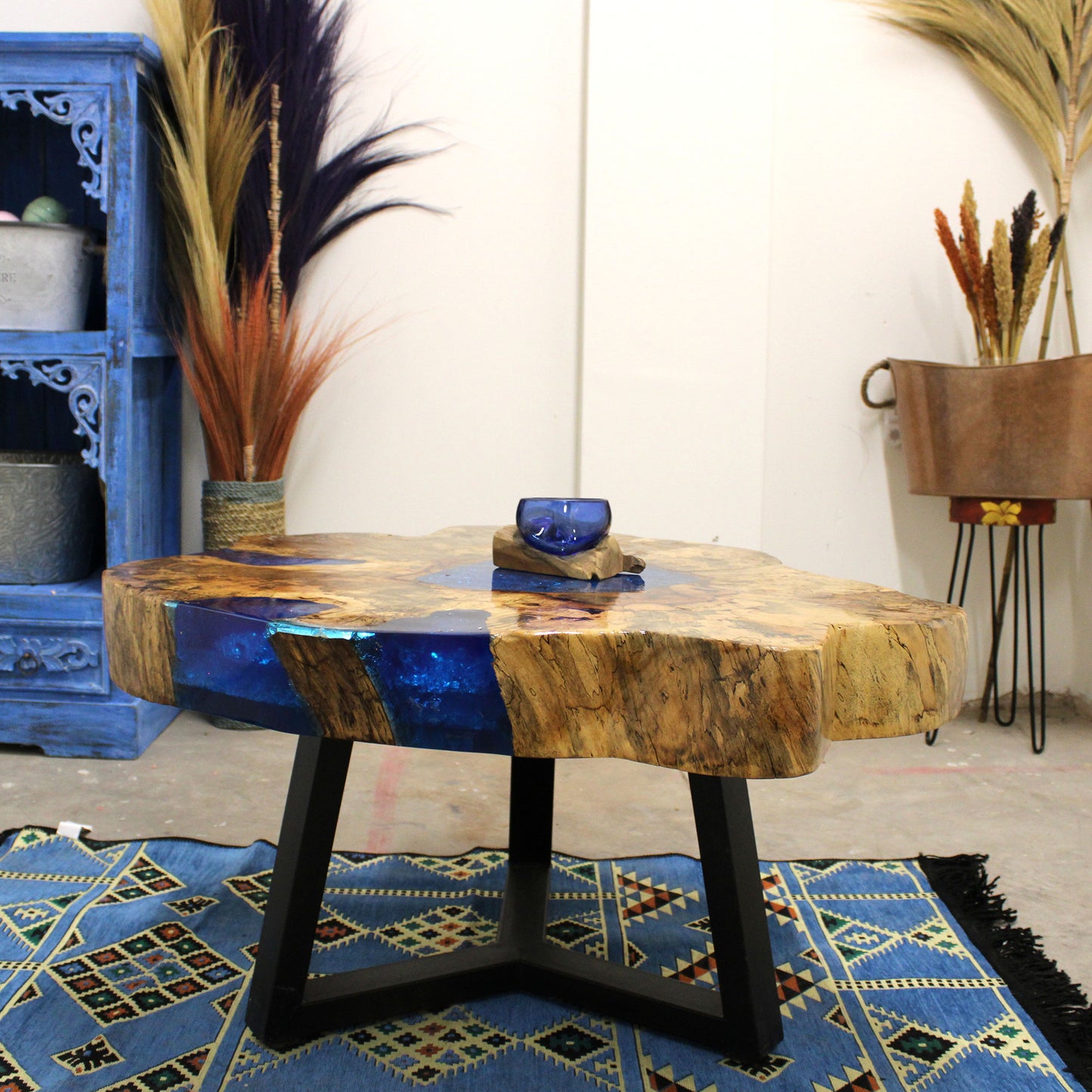 Blue Resin Coffee Table – Tamarind Wood & Natural Sky-Toned Resin